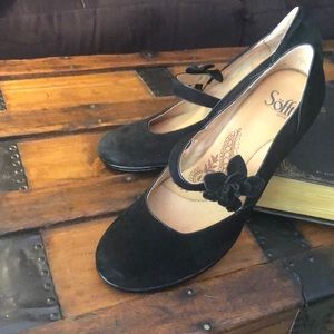 Sofft suede 2” heels